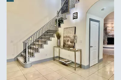 719 Sarah Therese Way, Modesto, CA 95351 - Photo 5