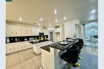 719 Sarah Therese Way, Modesto, CA 95351 - Photo 17