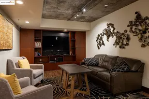 311 Oak St, Oakland, CA 94607 - Photo 9