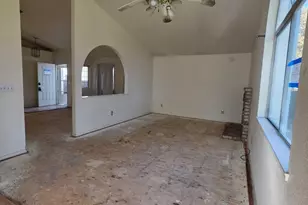 1045 Camellia Ct, Suisun City, CA 94585 - Photo 3