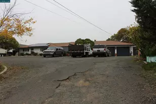 330 W Cypress Rd, Oakley, CA 94561 - Photo 7