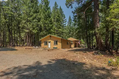 1371 Eagle Creek Loop Rd, Coffee, CA 96091 - Photo 19