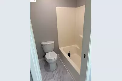 388 Mill Rd, Martinez, CA 94553 - Photo 9