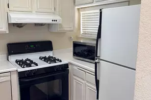 388 Mill Rd, Martinez, CA 94553 - Photo 3