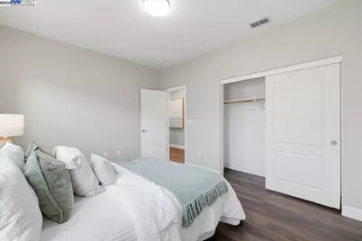 1504 Middle Ln, Hayward, CA 94545 - Photo 33