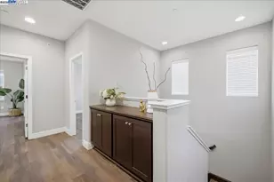 1504 Middle Ln, Hayward, CA 94545 - Photo 29