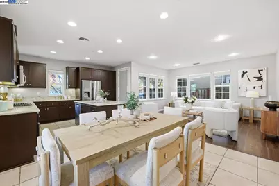 1504 Middle Ln, Hayward, CA 94545 - Photo 11