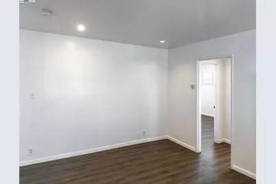 8811 A St, Oakland, CA 94621 - Photo 27