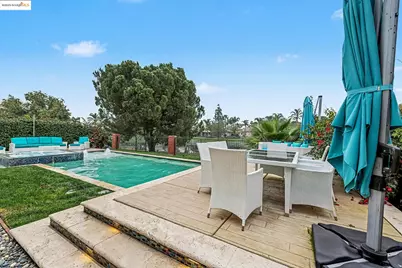 2127 Prestwick Dr, Discovery Bay, CA 94505 - Photo 49