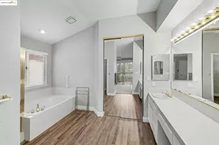 2127 Prestwick Dr, Discovery Bay, CA 94505 - Photo 27