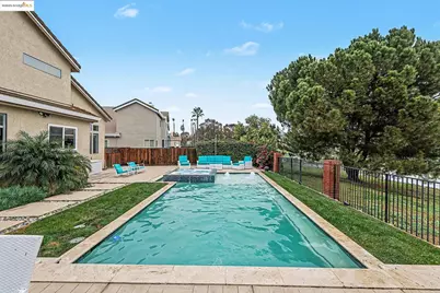 2127 Prestwick Dr, Discovery Bay, CA 94505 - Photo 45