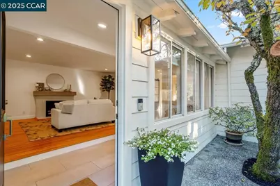 19 Valley View Dr, Orinda, CA 94563 - Photo 3