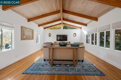 19 Valley View Dr, Orinda, CA 94563 - Photo 15