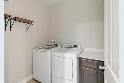 2111 Parsons Dr, Fairfield, CA 94533 - Photo 35