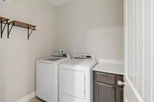 2111 Parsons Dr, Fairfield, CA 94533 - Photo 35