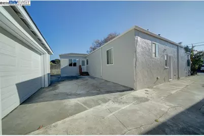1646 Brookside Dr, San Leandro, CA 94577 - Photo 37