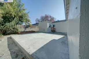 1646 Brookside Dr, San Leandro, CA 94577 - Photo 39