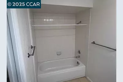 1975 Bonifacio St #5, Concord, CA 94520 - Photo 17