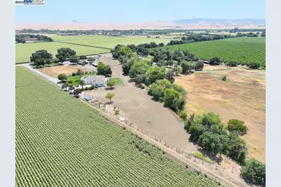 3335 Kellogg Creek Rd, Brentwood, CA 94514 - Photo 9