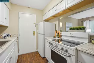 1045 Mohr Ln, Concord, CA 94518 - Photo 7