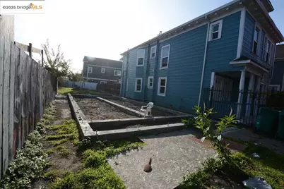 1633 8th St, Oakland, CA 94607 - Photo 25