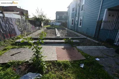 1633 8th St, Oakland, CA 94607 - Photo 27