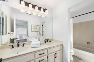 2947 Chardonnay Dr, Pleasanton, CA 94566 - Photo 37