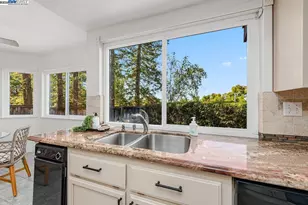 2947 Chardonnay Dr, Pleasanton, CA 94566 - Photo 15