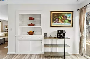 1002 Wyatt Ave, Napa, CA 94559 - Photo 19