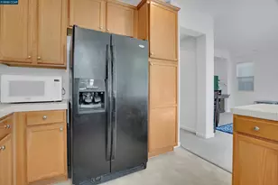 277 Kapalua Bay Cir, Pittsburg, CA 94565 - Photo 11