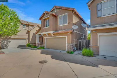 277 Kapalua Bay Cir, Pittsburg, CA 94565 - Photo 3