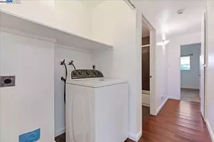 14653 Doolittle Dr, San Leandro, CA 94577 - Photo 17