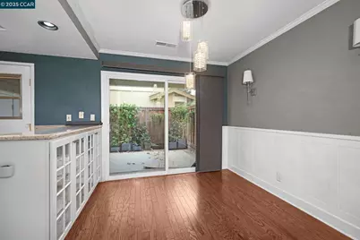 61 Fountainhead Ct, Martinez, CA 94553 - Photo 9