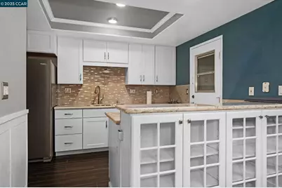 61 Fountainhead Ct, Martinez, CA 94553 - Photo 11