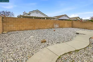 443 Mandarin Cir, Vacaville, CA 95687 - Photo 37