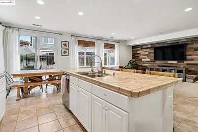 4794 Snowy Egret Way, Oakley, CA 94561 - Photo 17
