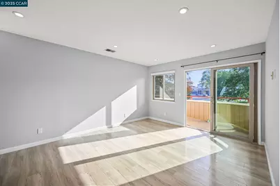 5095 Valley Crest Dr #308, Concord, CA 94521 - Photo 3