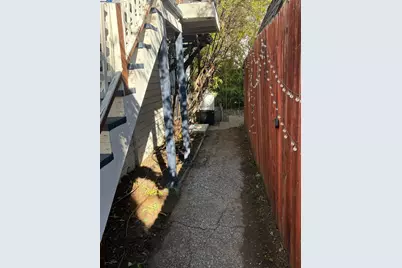 2145 Columbia St, Palo Alto, CA 94306 - Photo 9