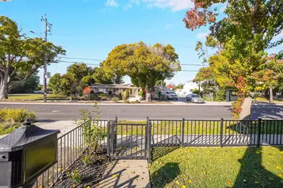 1781 B St, Hayward, CA 94541 - Photo 7