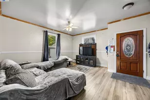 2421 Rumble Rd, Modesto, CA 95350 - Photo 5