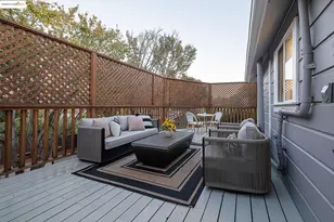 2050 30th St, Oakland, CA 94606 - Photo 43