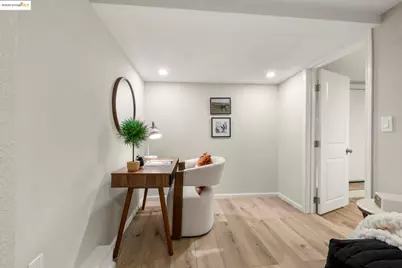 2050 30th St, Oakland, CA 94606 - Photo 41