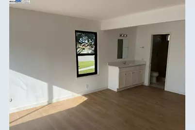 36500 Alder Ct, Fremont, CA 94536 - Photo 3