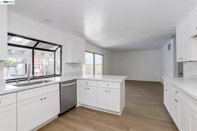 36500 Alder Ct, Fremont, CA 94536 - Photo 7