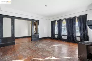 1068 Aileen St, Oakland, CA 94608 - Photo 13