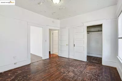 1068 Aileen St, Oakland, CA 94608 - Photo 37