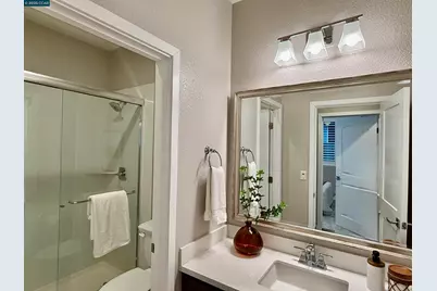 2209 Sunny Island Ct, Modesto, CA 95355 - Photo 37