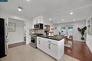 971 Green St, Martinez, CA 94553 - Photo 11