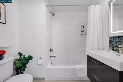 1515 15th St #501, San Francisco, CA 94103 - Photo 21