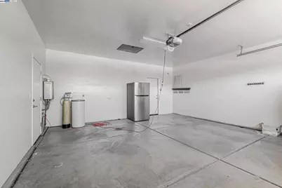 2491 Redbud Way, Manteca, CA 95336 - Photo 19